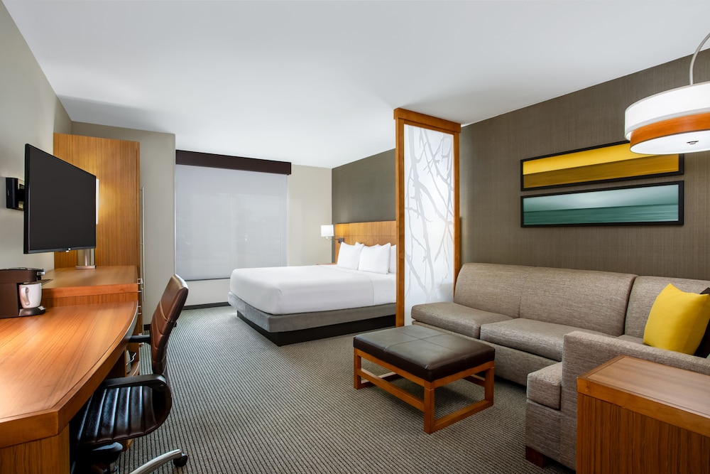 Hyatt Place Austin Airport - Tap to explore photos