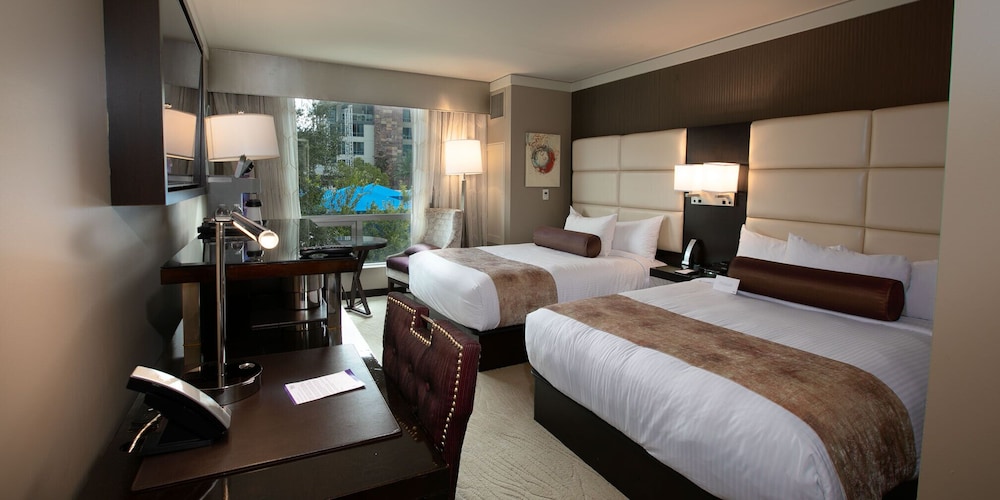 Viejas Casino & Willows Hotel - Tap to explore photos